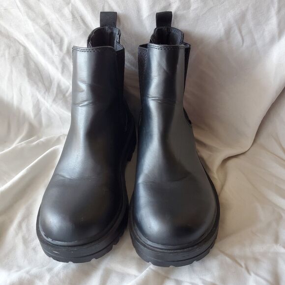 Soda Girls Leather Round Toe Chelsea High Top Platform Ankle Boots Size 5.5 Goth - Picture 4 of 12